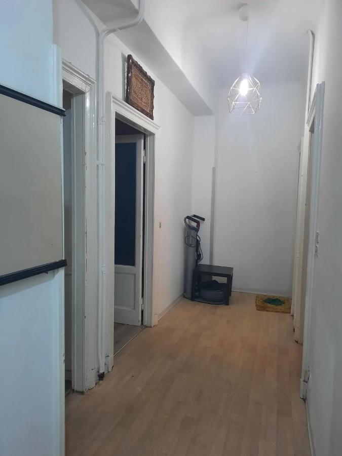 Private Room In A Quiet Apartment In The City Center Milano Exteriör bild