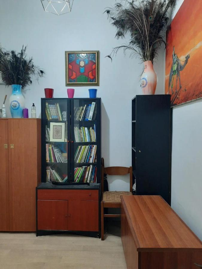 Private Room In A Quiet Apartment In The City Center Milano Exteriör bild